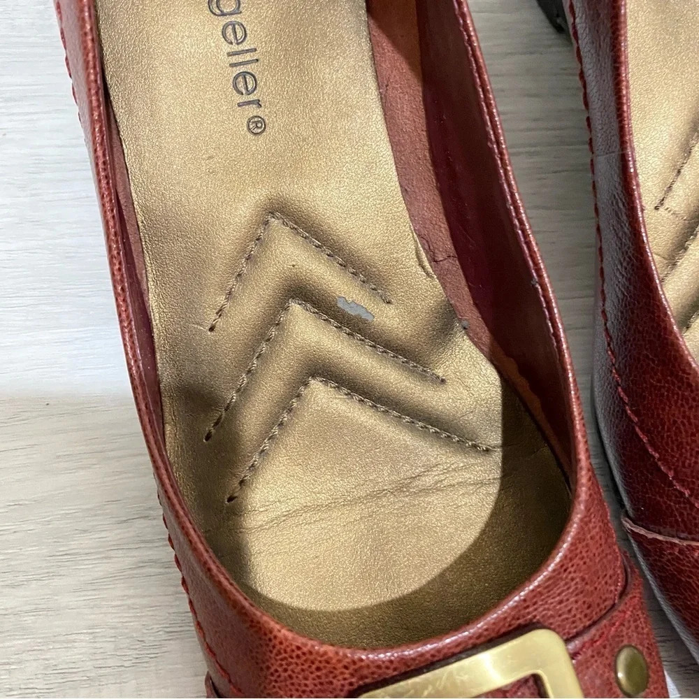Andrew Geller NWOT Size 7 Reddish Brown with antiques Gold Buckle WEDGE Heel 2.5 - Picture 11 of 16